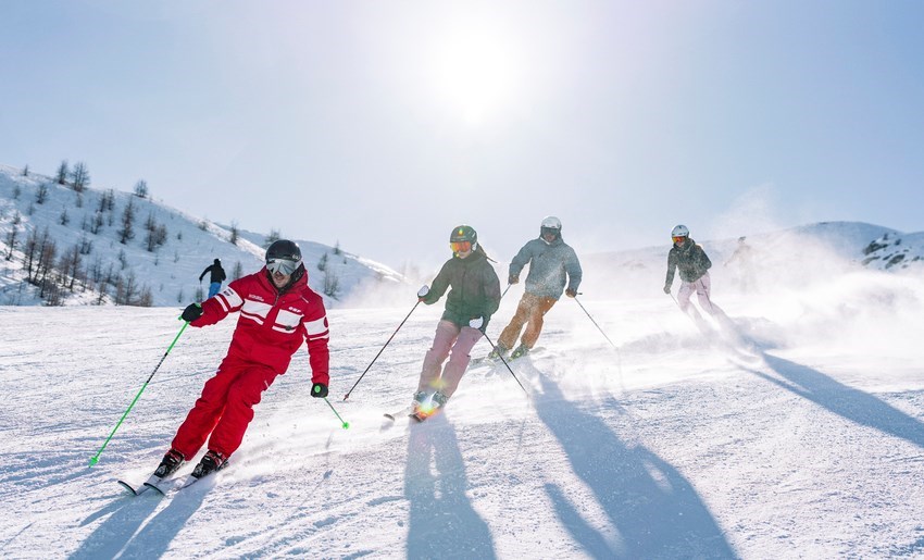 ESF Group Ski Lessons for Teens/Young Adults (from 13 years old)